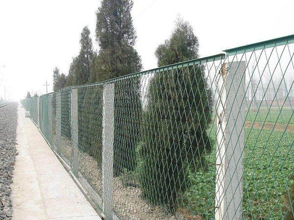 鐵路隔離網圖片4 鐵路隔離網圖片4