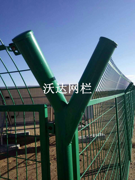 永康內蒙古烏拉特中旗油井護欄網工程圖片4