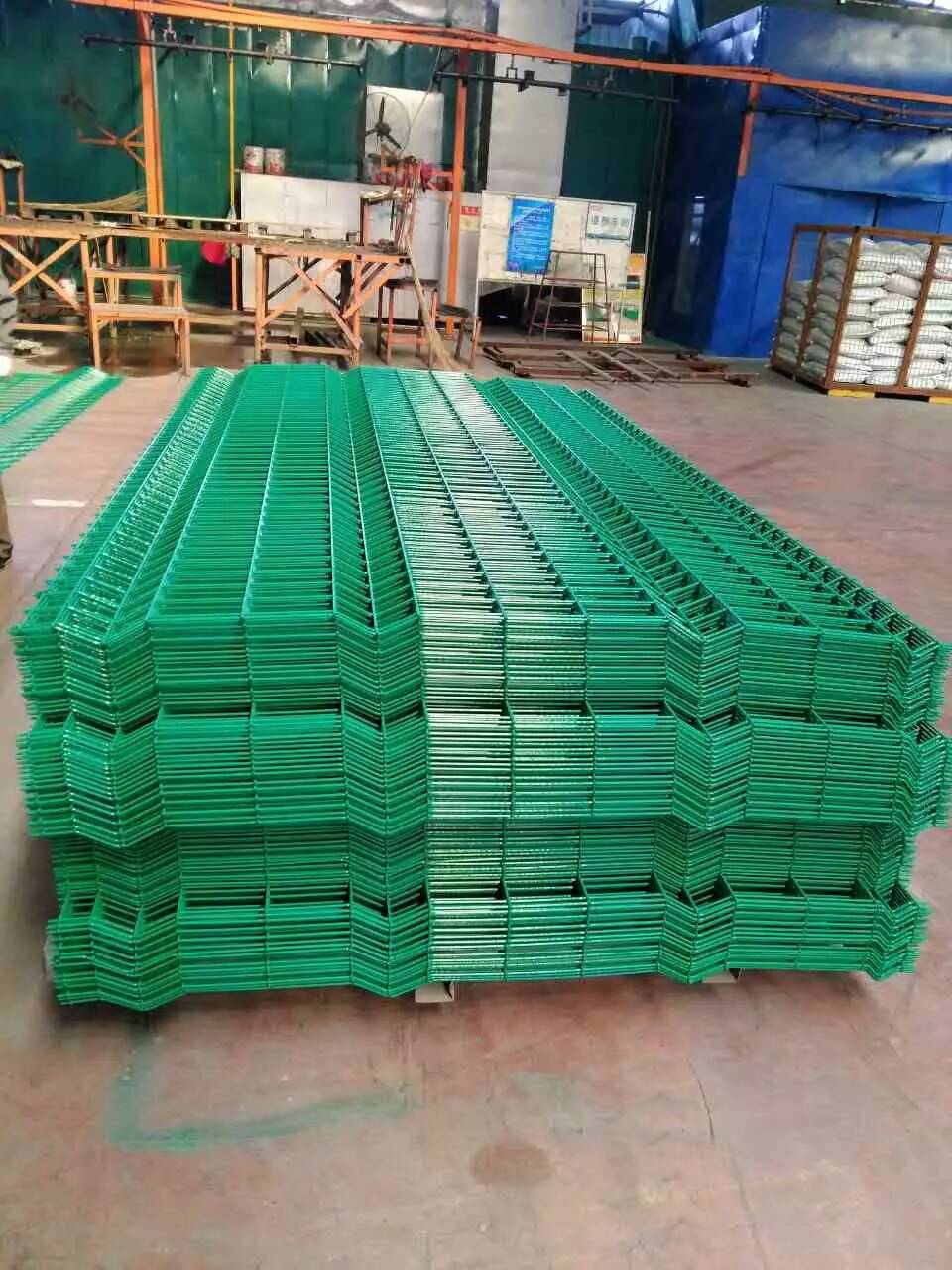 浸塑隔離網(wǎng)圖片2 浸塑隔離網(wǎng)圖片2