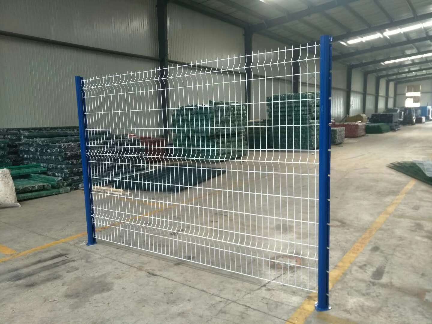 桃型柱護(hù)欄網(wǎng)圖片4 桃型柱護(hù)欄網(wǎng)圖片4