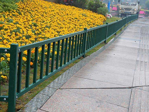 綠化護欄 - 安平縣中澤絲網制造有限公司圖片1