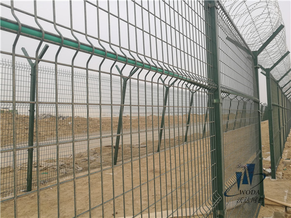 北京大興機場飛行區圍界鐵絲網圖片5 北京大興機場飛行區圍界鐵絲網圖片5