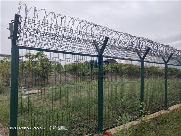 云南機場鋼筋網圍界護欄網圖片2 云南機場鋼筋網圍界護欄網圖片2