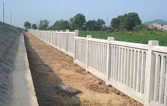 高鐵防護柵欄.jpg 高鐵防護柵欄