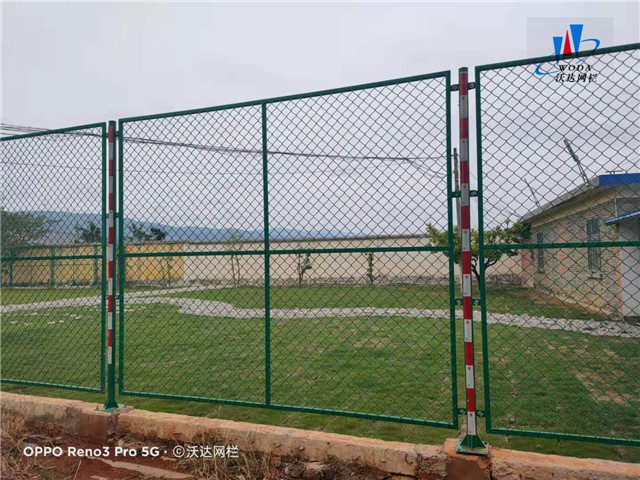 框架式勾花圍網(wǎng)圖片1 框架式勾花圍網(wǎng)圖片1