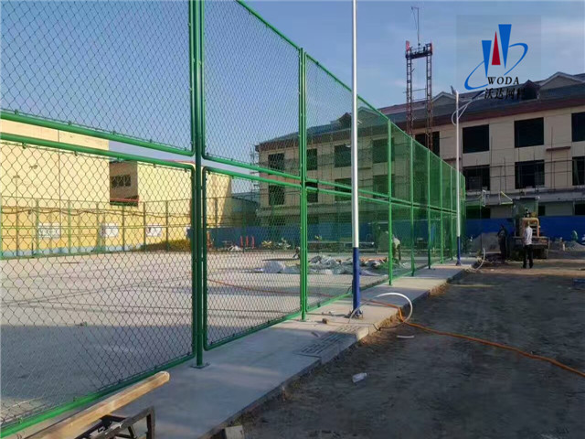 框架式勾花圍網(wǎng)圖片8 框架式勾花圍網(wǎng)圖片8