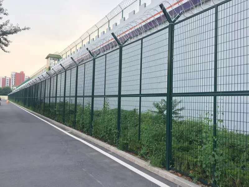 監獄圍網圖片2 監獄圍網圖片2